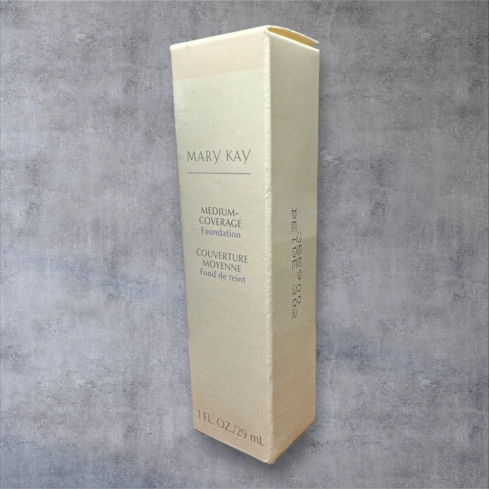 New MARY KAY Medium Coverage Foundation BEIGE 302 355900 Gray Cap Normal To Oily